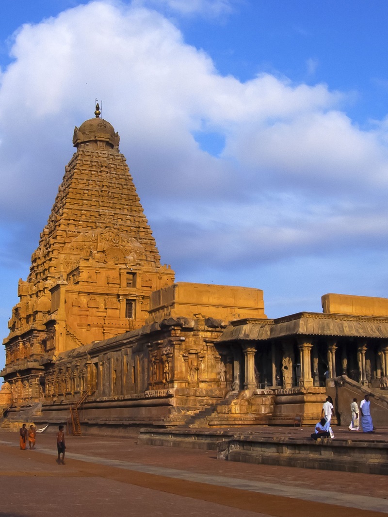 Brihadeeswarar Temple Thanjavur Big Temple